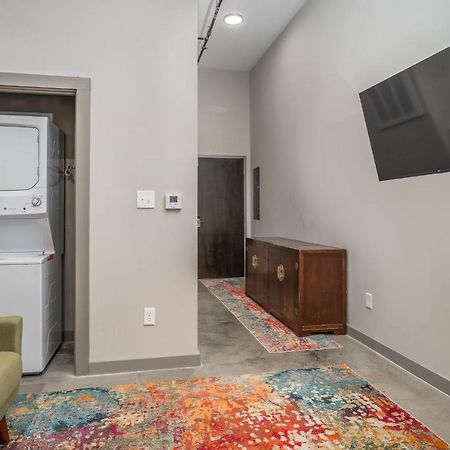 Апартаменти The Davis Lofts At Main Street - Unit 1E Рокі-Маунт Екстер'єр фото