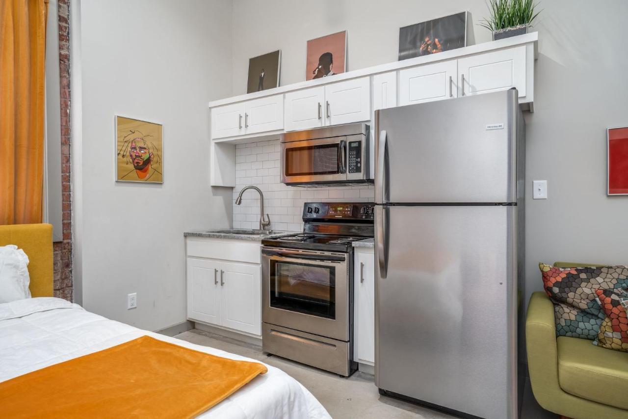 Апартаменти The Davis Lofts At Main Street - Unit 1E Рокі-Маунт Екстер'єр фото