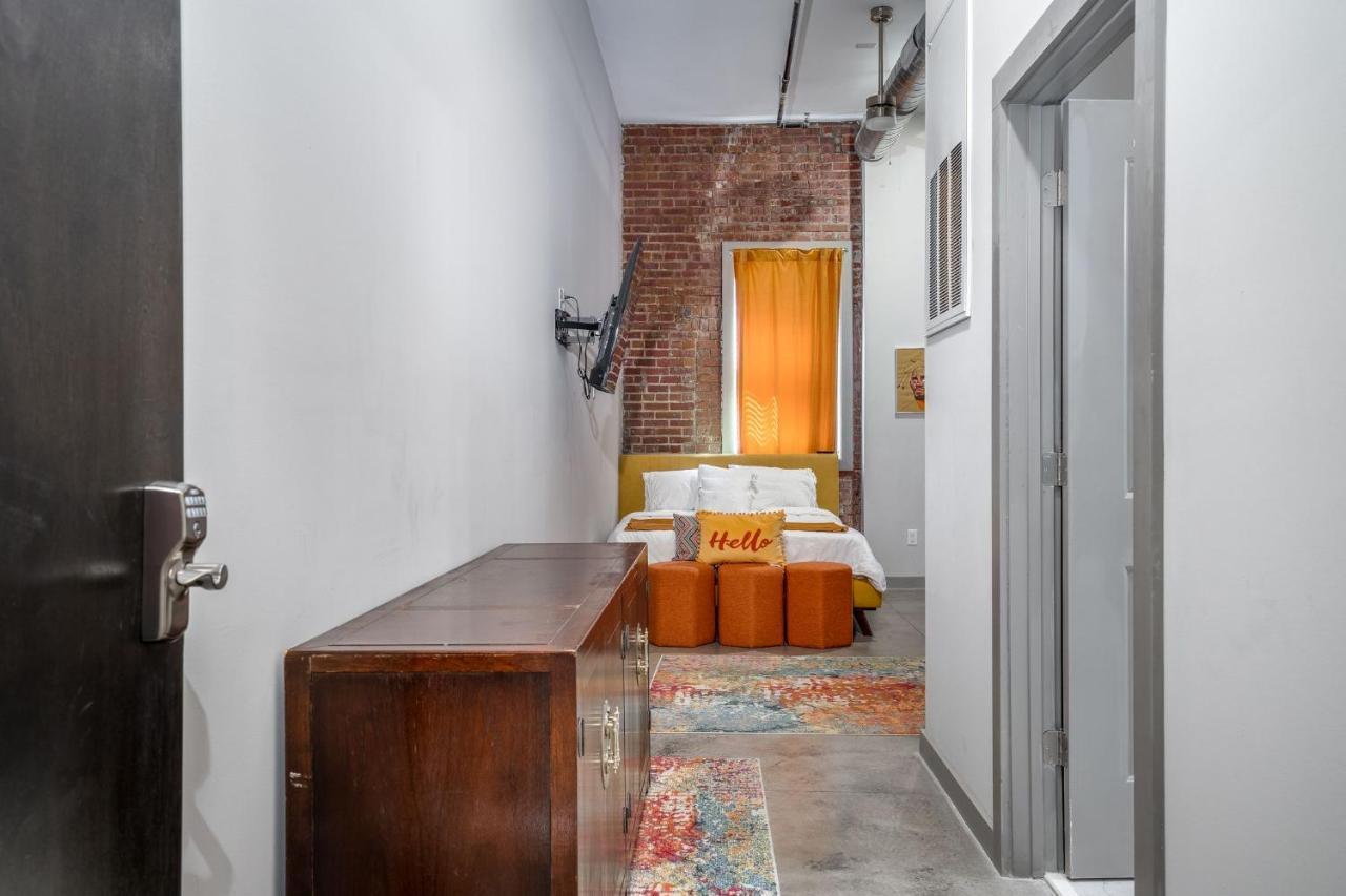 Апартаменти The Davis Lofts At Main Street - Unit 1E Рокі-Маунт Екстер'єр фото